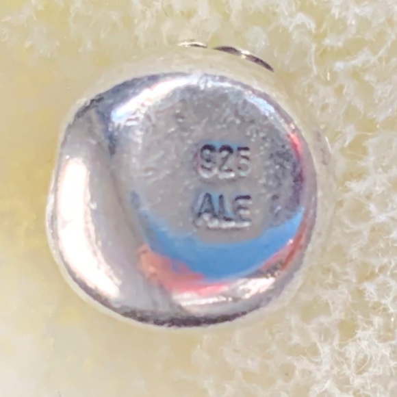 Authentic Pandora Sterling Silver Snowman Charm ALE & 925 - EUC! - Picture 4 of 4